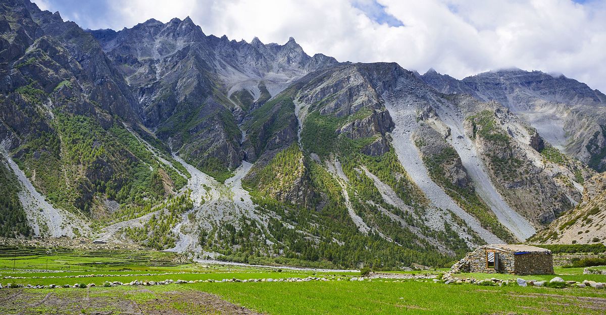 Natural_Landscape_at_Limi_Valley